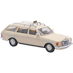 46818 H0 MB W123 T, Taxi mit Fahrer