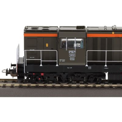 Piko 52304 H0-diesel locomotive SM 31, PKP, Ep.IV